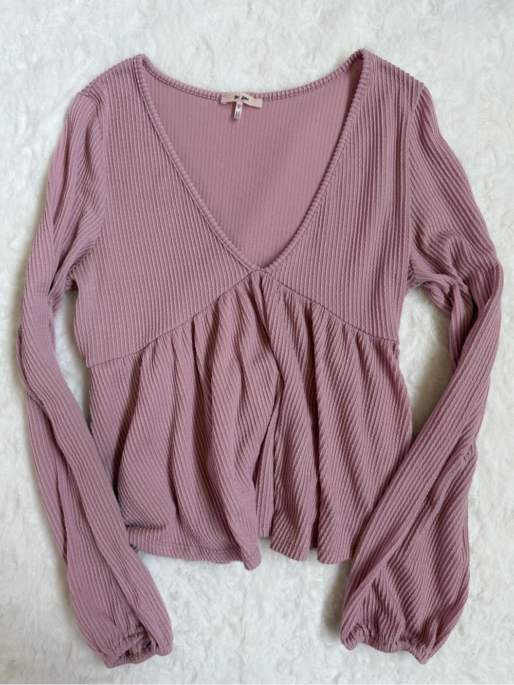 Dusty Mauve Ribbed V-Neck Peplum Long Sleeve Top